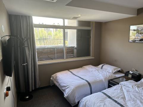 伊水阁商务酒店