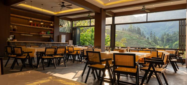 从江加榜云上梯田景观酒店图片