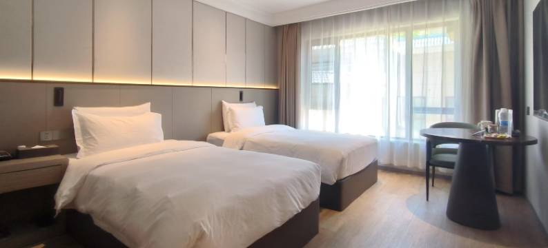 忆泊城市酒店(临平银泰百货邱山大街店)图片