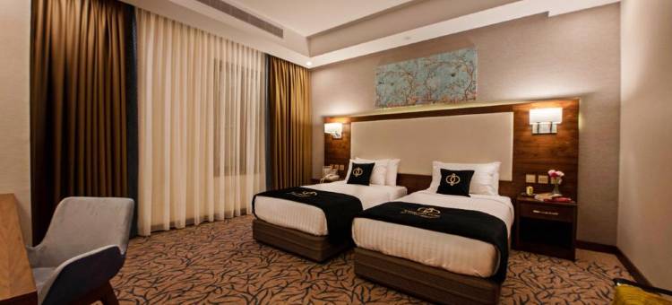 星期天翡翠酒店(Sunday Emerald Hotel)图片