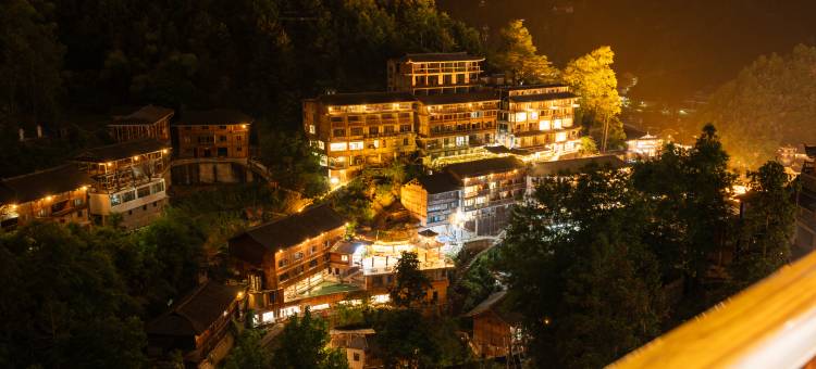 漫旅时光全景民宿(西江千户苗寨观景台店)图片