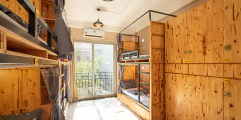 河內中央艙