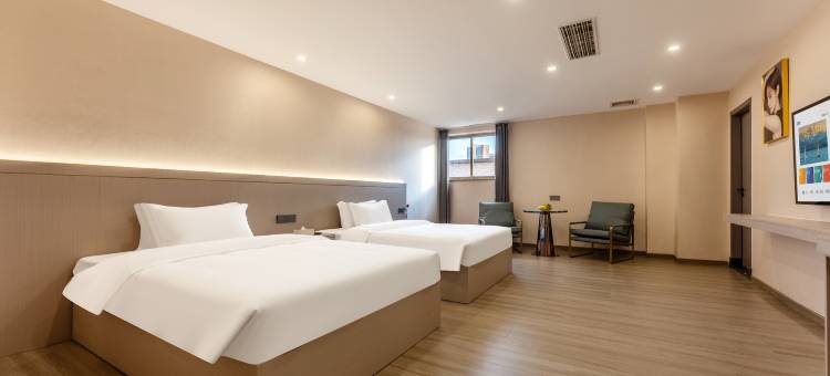 中山金城酒店(东凤大信新都汇店)图片