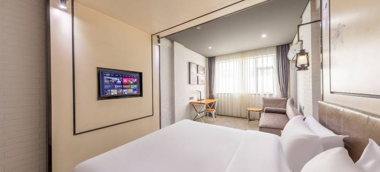 TOWO上品酒店(深圳宝安机场平峦山地铁站店)图片