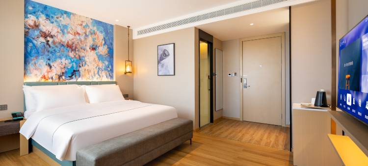 白玉兰酒店(东港黄海大市场店)图片