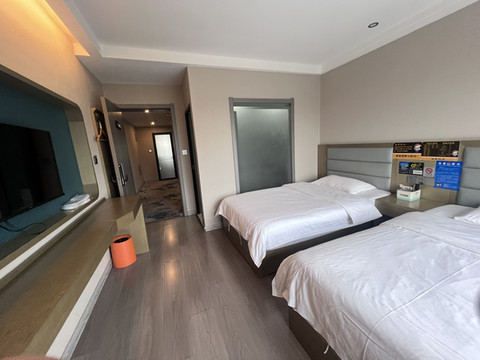 圣轩酒店(沧州吴桥杂技大世界店)