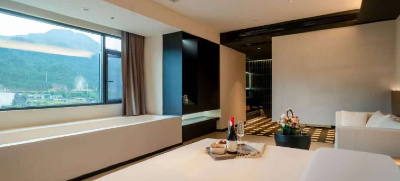 六盘水满月Hotel(明湖国家湿地公园店)图片