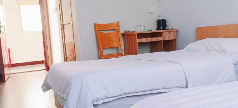 宝丰佳源宾馆(宝丰火车站店)图片