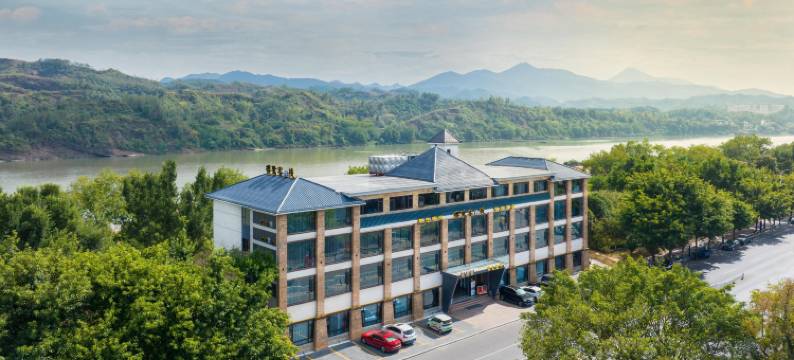 樱鹭客栈(赣州东站梅林古镇店)图片