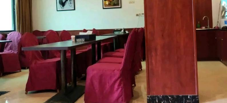 亚信电竞酒店(东莞上悦汇购物中心店)图片