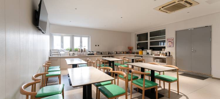 如家睿柏·云酒店(烟台牟平区政府店)图片