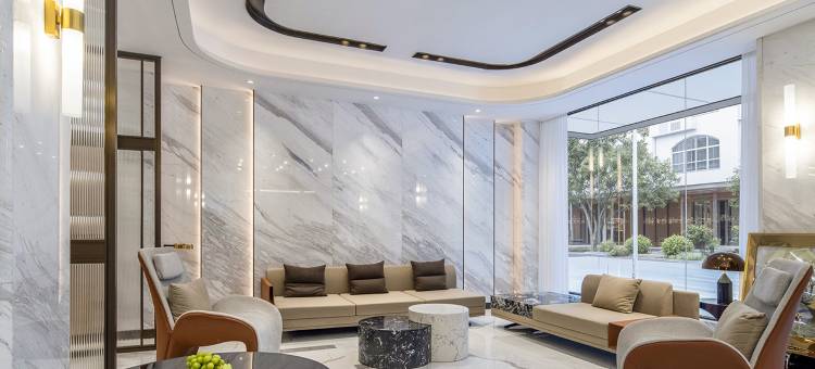 白玉兰酒店(平南中心广场店)图片