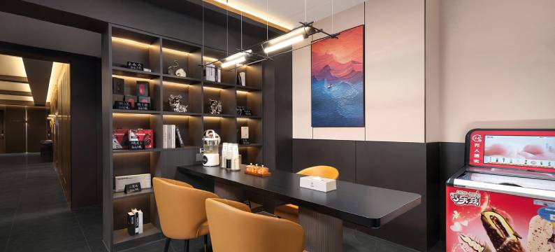 叶与晨电竞电影酒店(天一城七煕易购店)图片