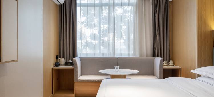 地平线电竞酒店(靖江德诚城市广场上海城店)图片