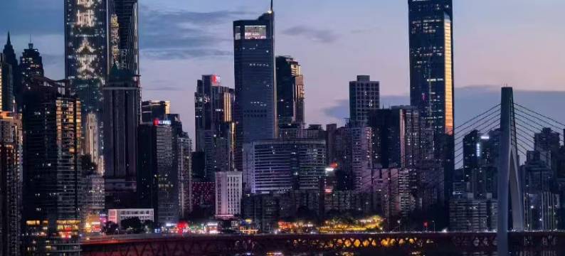 重庆菩夷·RiverView设计师度假民宿(南滨路店)图片