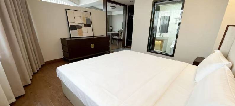 硕东来酒店(乳山南站店)图片