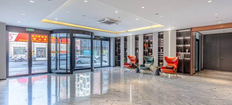 白玉兰酒店(枣庄高铁站六盘山路店)图片