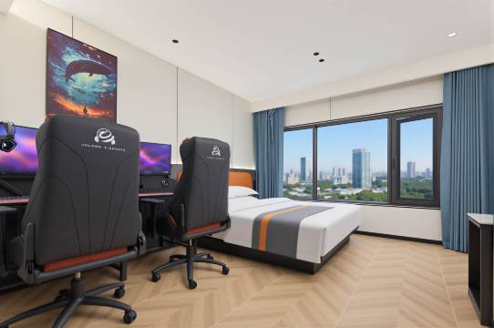 飓龙电竞酒店(重庆洪崖洞码头嘉陵江店)