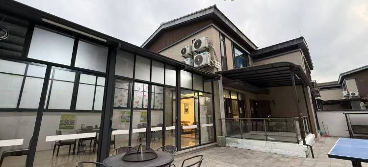 广州金叶子月亮半湾温泉公寓(金叶子店)图片