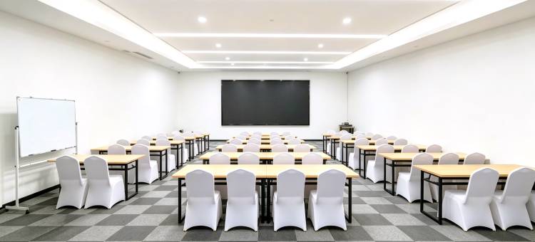 呼白商务酒店(内蒙古工业大学金川校区伊利工业园店)图片
