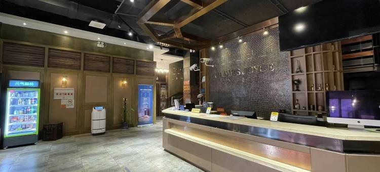 布丁酒店(苏州木渎古镇花苑街地铁站店)图片