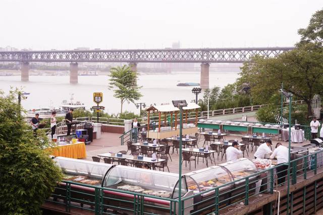 武汉晴川假日酒店图片