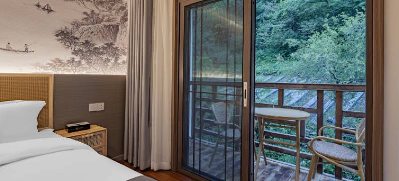 神农架鹿鸣书院(大九湖坪阡古镇店)图片