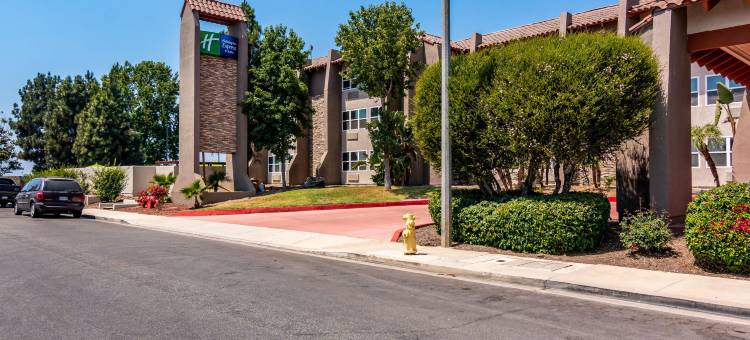 卡马利略套房智选假日酒店(Holiday Inn Express & Suites Camarillo)图片