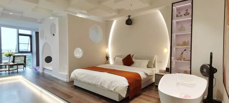 花容设计师酒店(昆明南站七彩云南第壹城店)图片