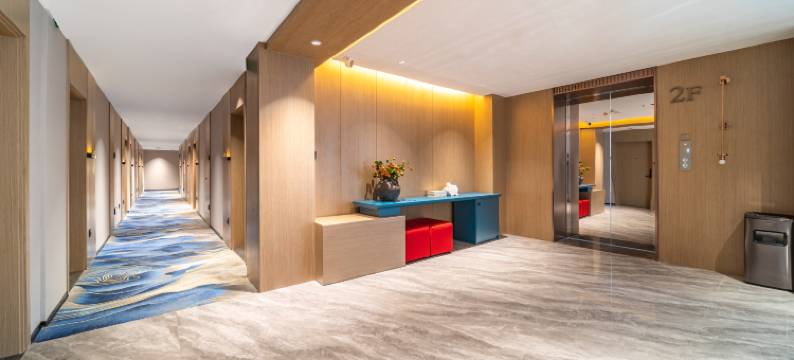 崤山酒店(紫荆山公园店)图片