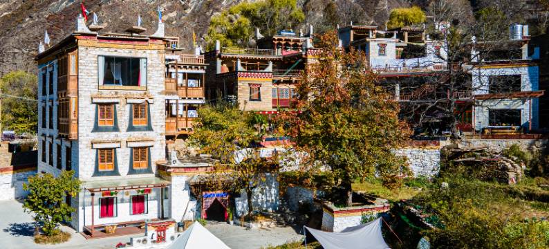 丹巴宗卡尔民宿图片