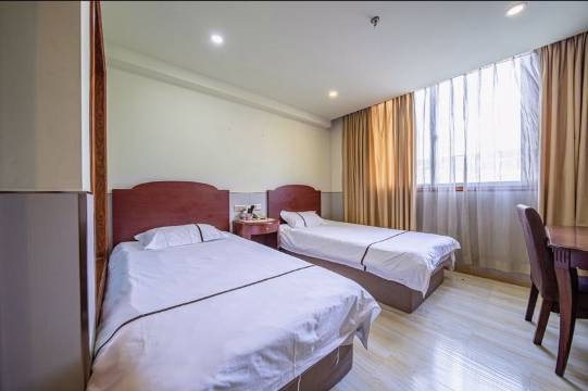 上海亿燕商务酒店(青浦工业园区店)