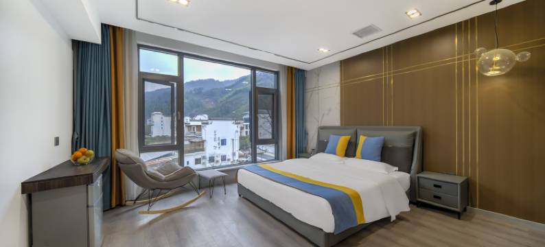 揽山归云民宿(黄山风景区店)图片