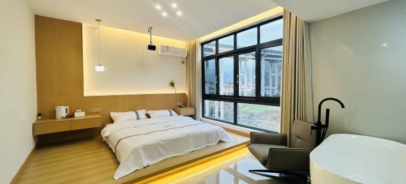 雅安悦慢时光民宿(雅州廊桥店)图片