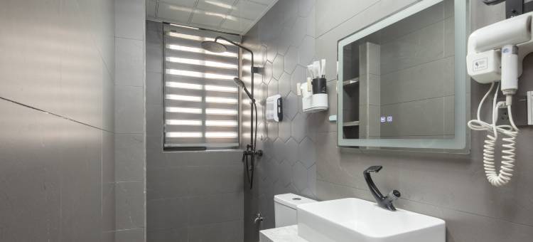 齐霏酒店式公寓(漳州火车站店)图片