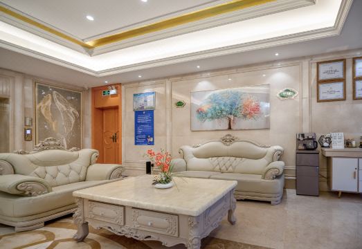 Vienna Hotel (Bolo West Bus Station) Hotel Overview