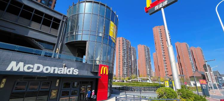 云宿轻奢民宿(大连体育中心北站店)图片