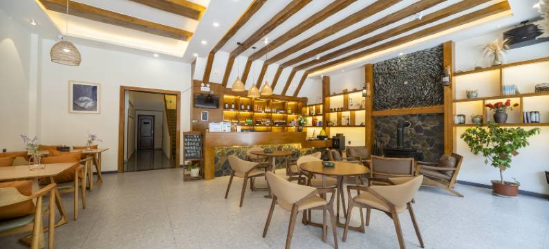 隐栖山居·智能酒店(四姑娘山景区店)图片