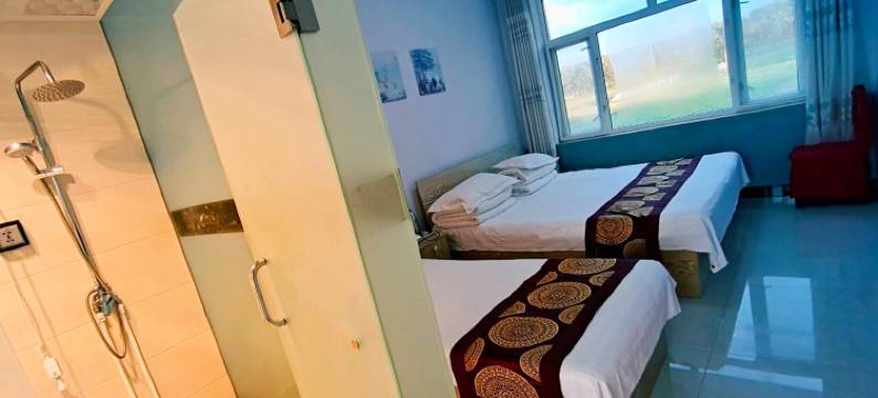 草原天路野狐岭香隆农家院图片