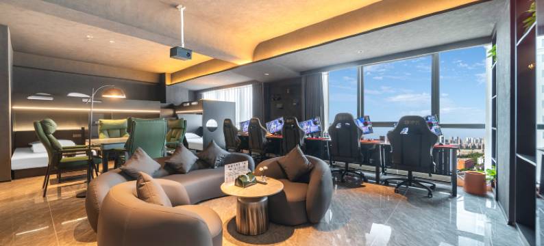 迪卡电竞酒店(驻马店天中环球港店)图片