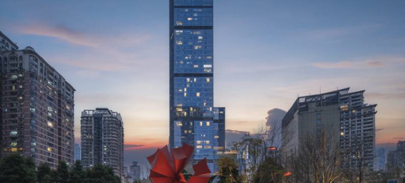 重庆高空云郎江景酒店(解放碑来福士广场店)图片
