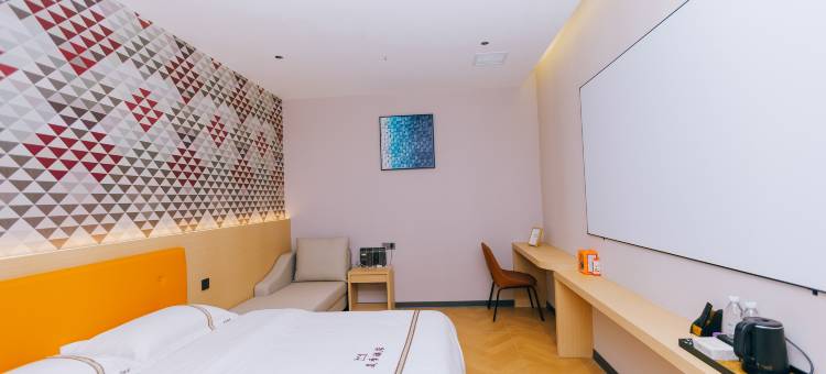 美季酒店(湖北经济学院店)图片