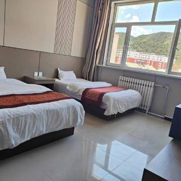 喀喇沁旗鑫宇宾馆