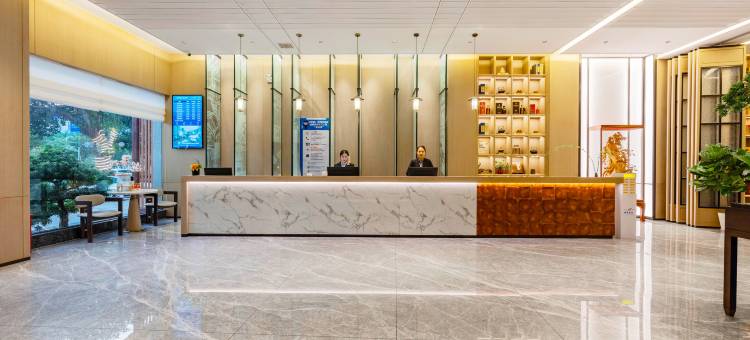 东莞湖畔酒店(南城街道UCC寰宇汇金中心店)图片