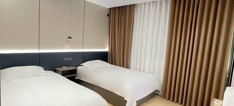 利辛西城宾馆(中医院店)图片