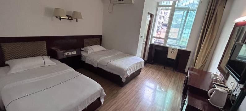 岳池来福宾馆图片