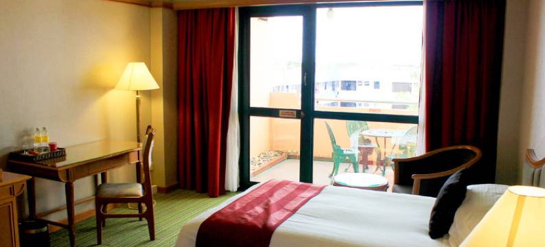 嘉逸豪庭酒店(Grand Palace Hotel)图片