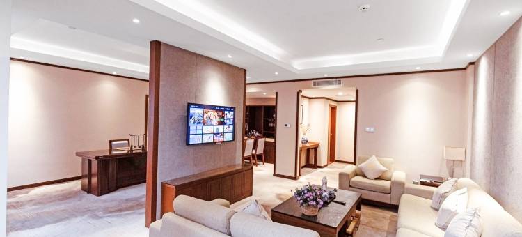 陆良圣邦大酒店图片