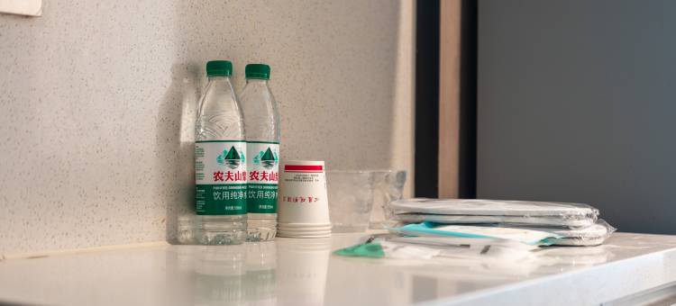 心庭观影酒店(博雅广场龙子湖地铁站店)图片
