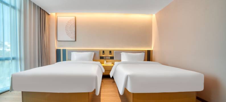 越家酒店(玉山汽车站怀玉山大道店)图片